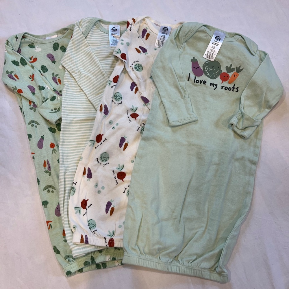 NWOT infant layettes